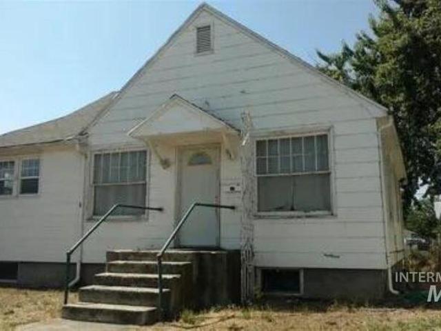 Duplex for sale in Clarkston