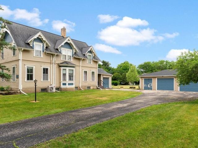 House for sale in Fort Atkinson, Wisconsin