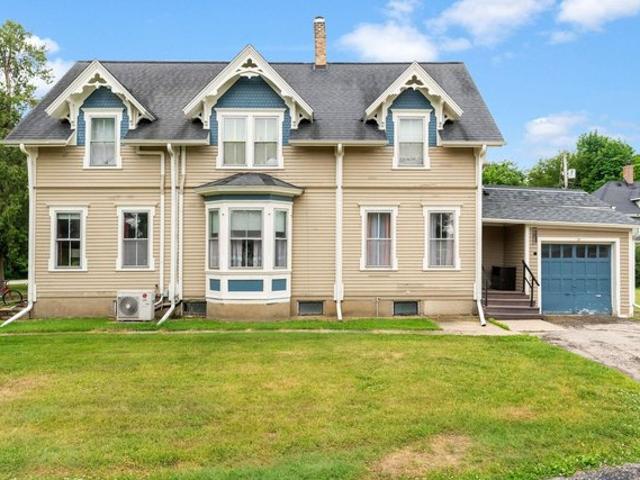 House for sale in Fort Atkinson, Wisconsin