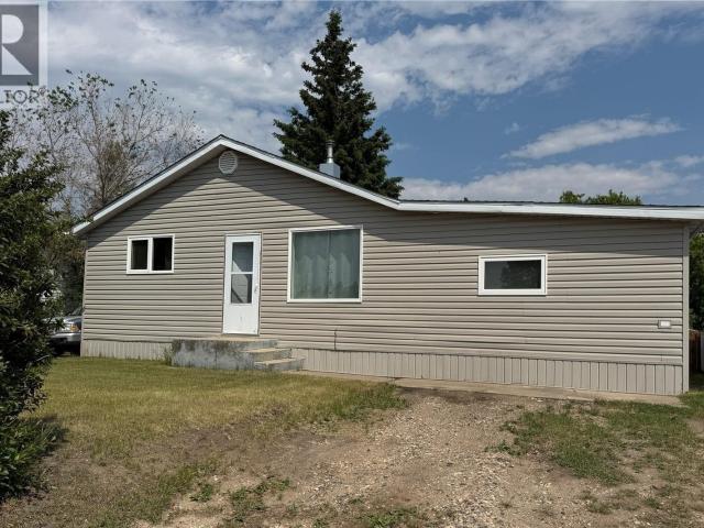 House for sale in Wynyard, Saskatchewan