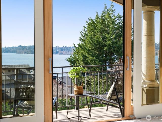 House for sale in Kirkland, Washington