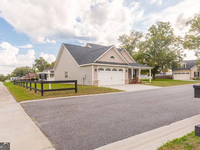 House for sale in Glennville, Georgia