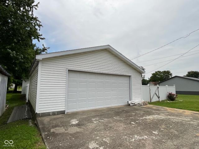 House for sale in Bloomingdale, Indiana