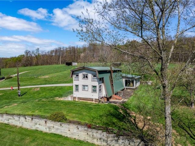 House for sale in Chicora