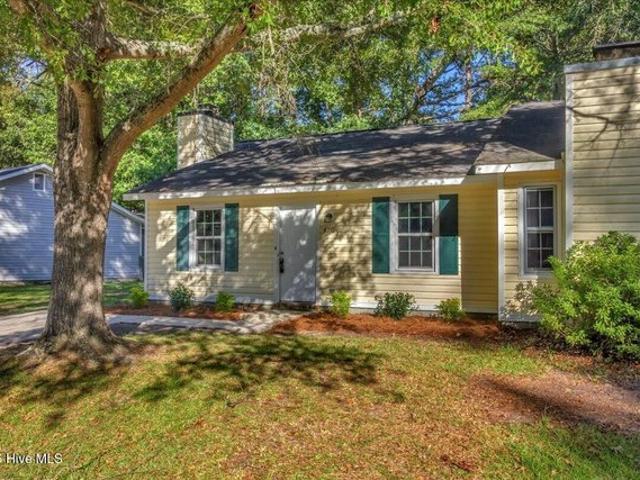 Townhouse for sale in Jacksonville, Onslow County