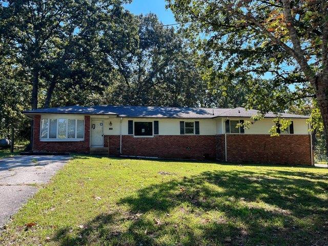 House for sale in Thayer, Missouri