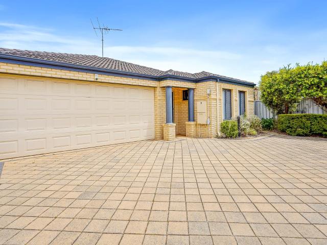 Apartment for sale in Parklands, Western Australia