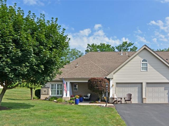 Condo for sale in Gibsonia