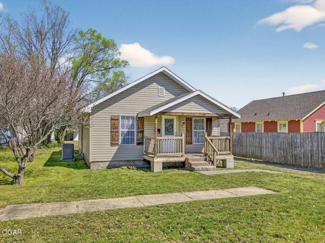 House for sale in Kansas