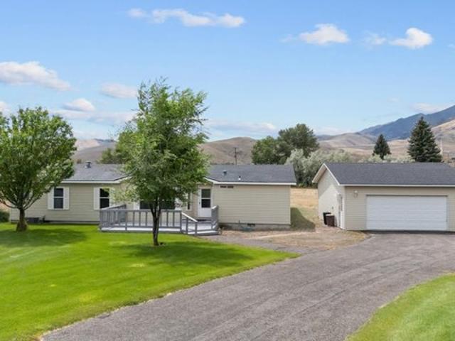 House for sale in Mackay, Custer County