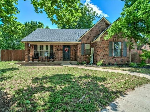 House for sale in Crescent, Oklahoma