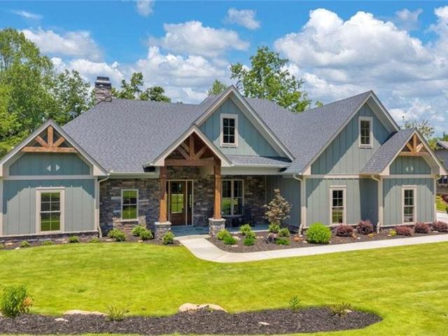 House for sale in Toccoa, Georgia