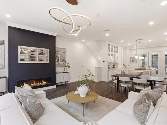 Townhouse for sale in San Mateo, California