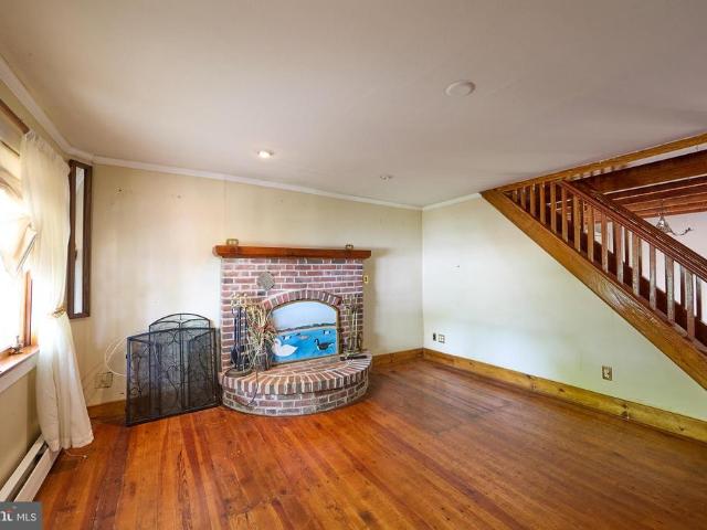 House for sale in Chesapeake City