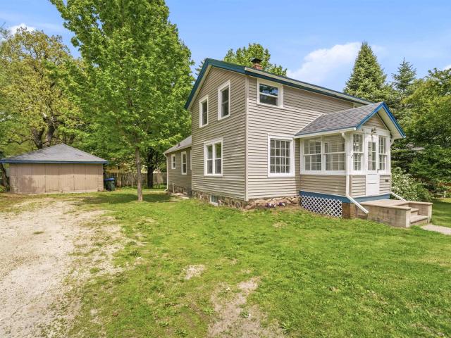 House for sale in Waupaca, Wisconsin