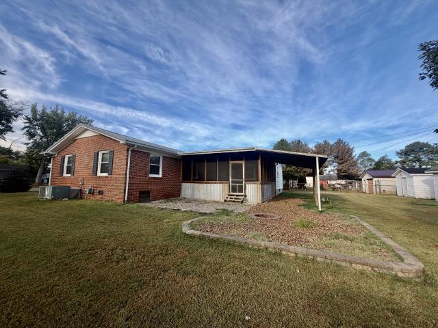 House for sale in Lawrenceburg, Middle Tennessee