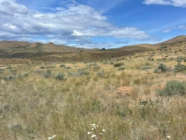 Land for sale in Pateros, Washington