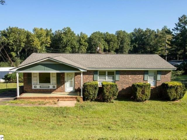 House for sale in Travelers Rest, South Carolina
