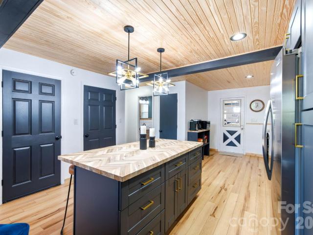 House for sale in Yancey, North Carolina