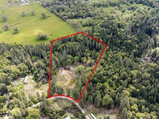 Land for sale in Laytonville, California