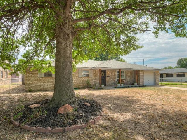 House for sale in Crescent, Oklahoma
