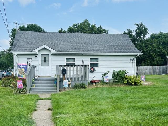 House for sale in Cambridge, Illinois