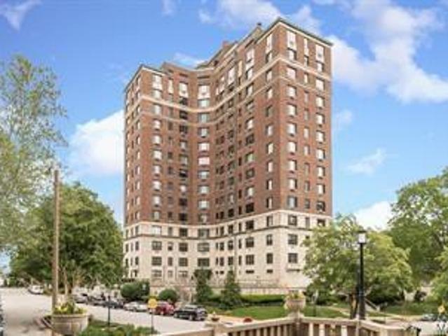Condo for sale in Saint Louis, Missouri