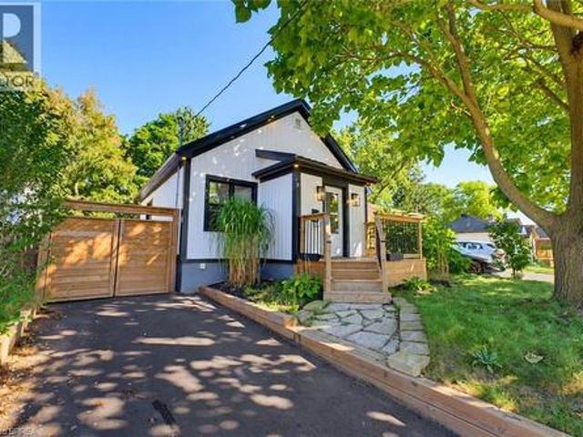 House for sale in Downtown Brantford, Brantford