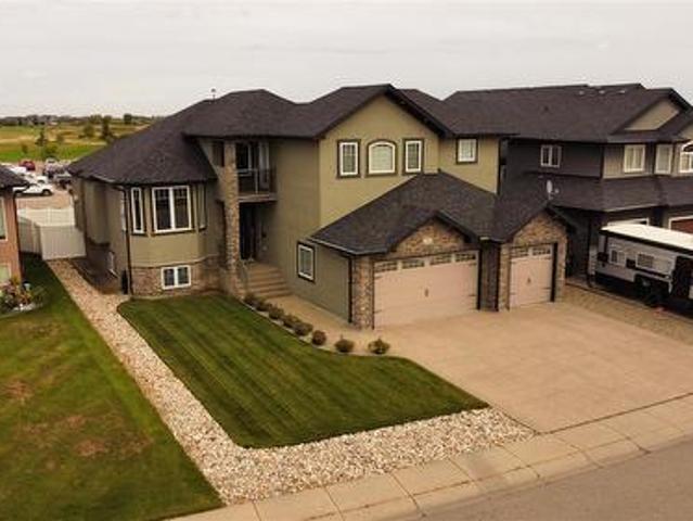 House for sale in Warman, Saskatchewan