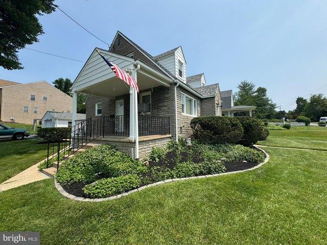 House for sale in Philadelphia, Pennsylvania