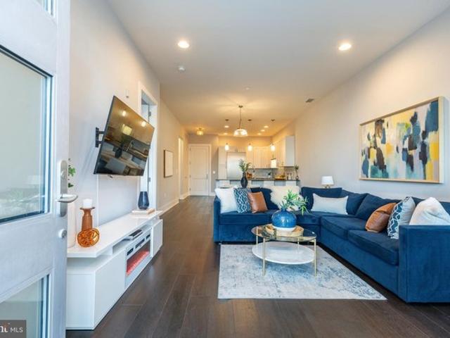 Condo for sale in Philadelphia, Pennsylvania