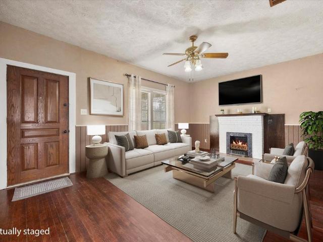 House for sale in Hunt, Texas
