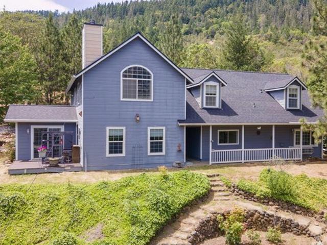 House for sale in Oregonia
