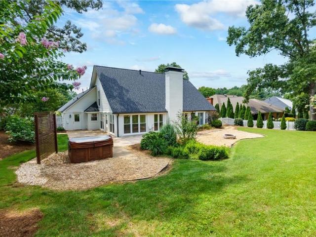 House for sale in Alpharetta, Fulton County