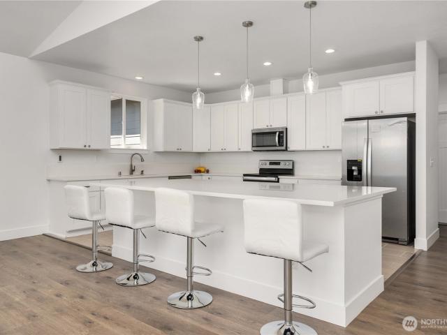 House for sale in Castle Rock, Washington