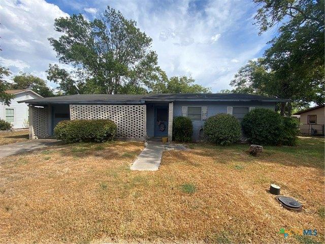 House for sale in Shiner, Lavaca County