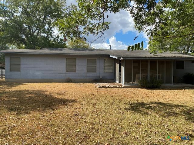 House for sale in Shiner, Lavaca County