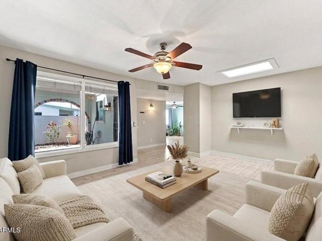 Townhouse for sale in Tempe, Maricopa County