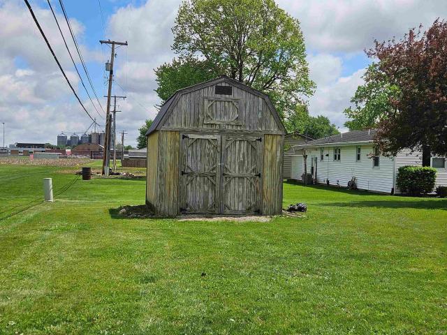 House for sale in Monroe, Indiana