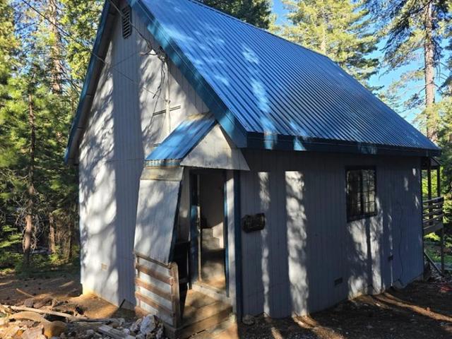 House for sale in Emigrant Gap, California