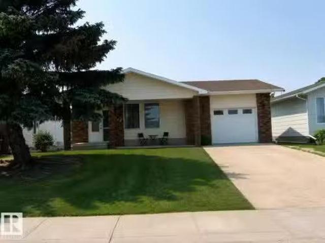 House for sale in Alberta