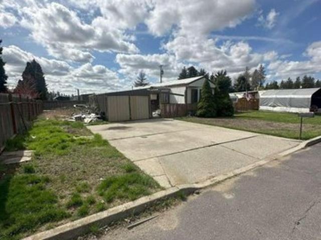 House for sale in Mead, Washington