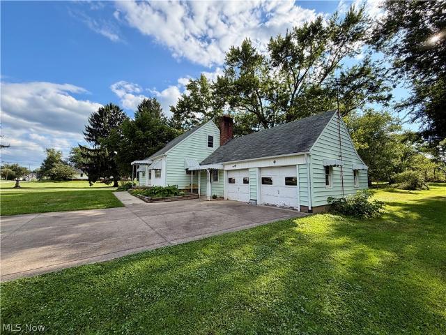 House for sale in Louisville, Ohio