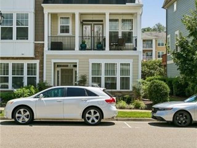 Townhouse for sale in Virginia