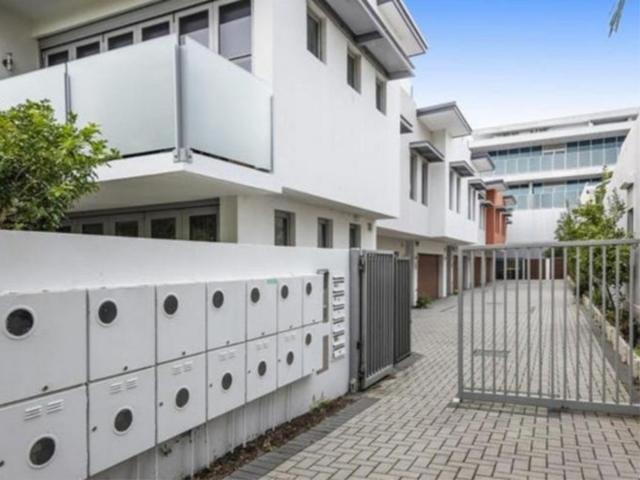 Townhouse for sale in Cockburn, Western Australia