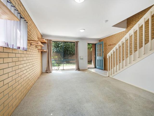 Townhouse for rent in Queanbeyan, New South Wales