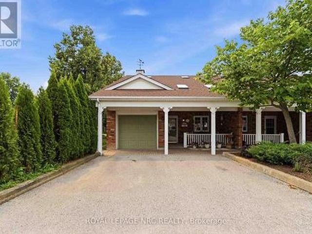Townhouse for sale in Niagara, Ontario