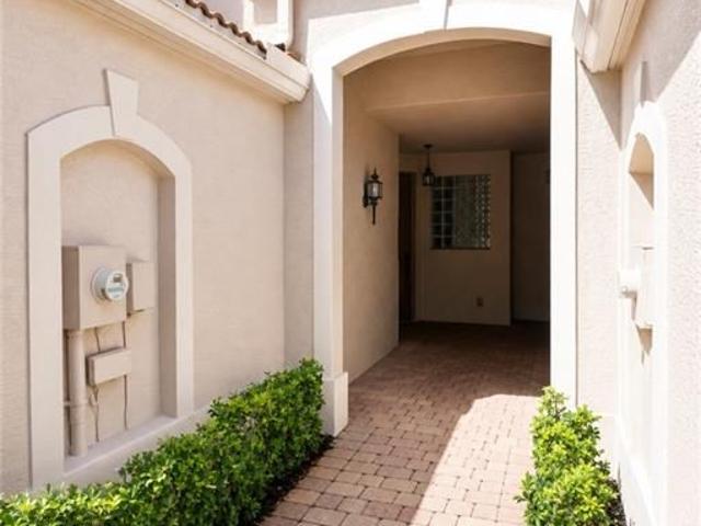 Townhouse for rent in Fort Myers, Florida