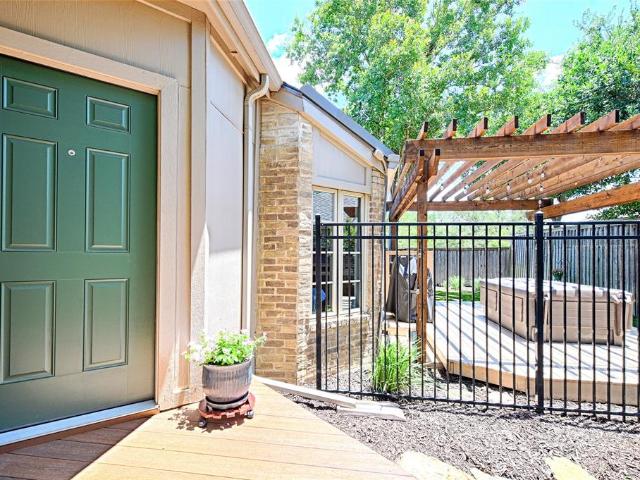 House for sale in Addison