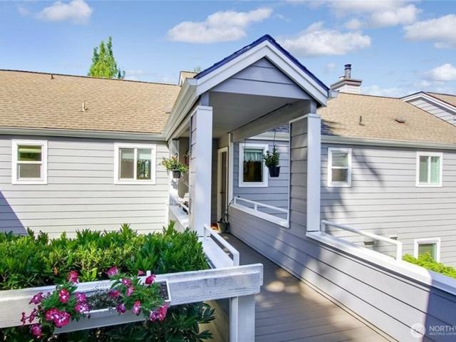 Condo for sale in Issaquah, Washington